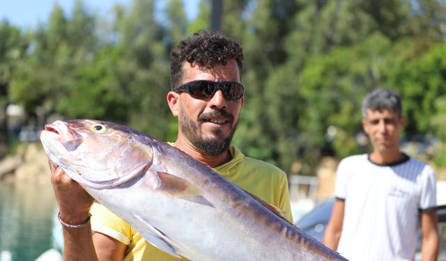 Aydıncık’ta balık tutma yarışı düzenlendi